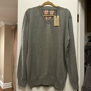 BNWT BURBERRY GREY V NECK SWEATER
